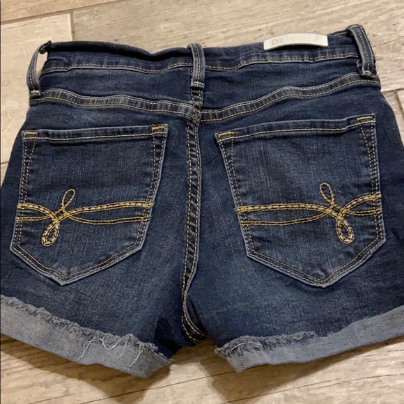 Distressed denim shorts - Picture 2 of 2